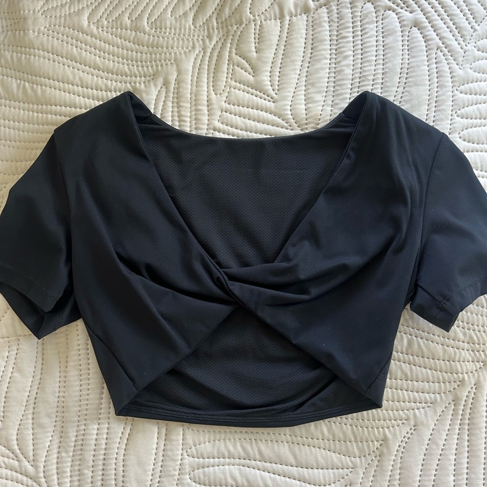 Activewear crop top sports bra